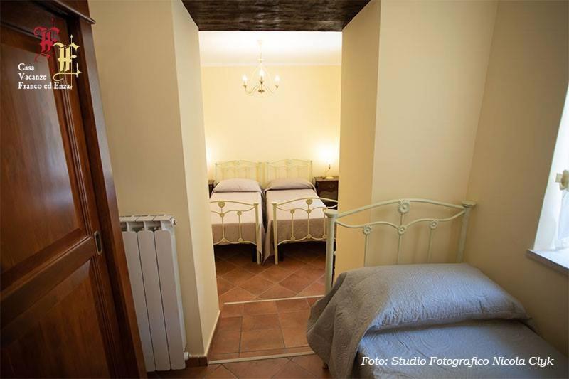 Casa Vacanze - Franco Ed Enza Bed and Breakfast San Gregorio Magno Buitenkant foto