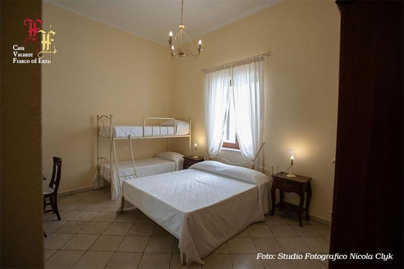 Casa Vacanze - Franco Ed Enza Bed and Breakfast San Gregorio Magno Buitenkant foto