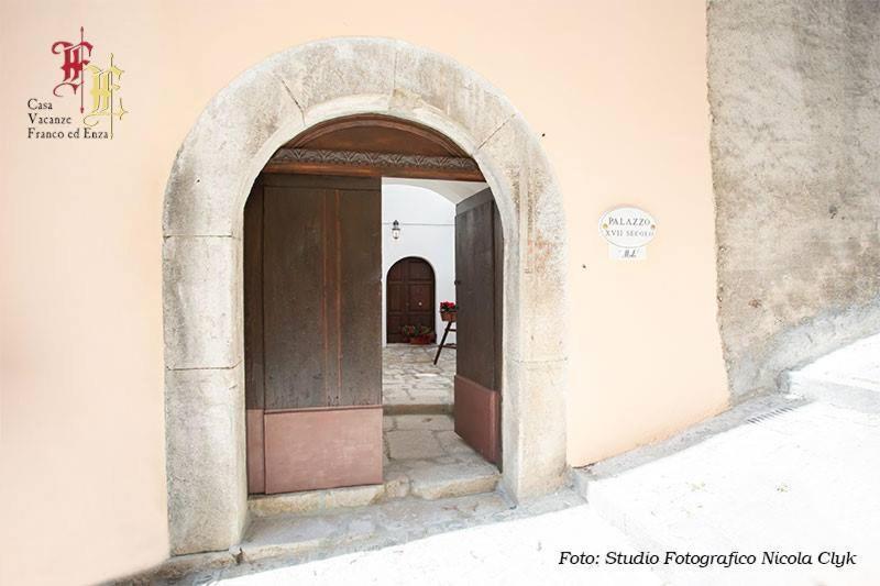 Casa Vacanze - Franco Ed Enza Bed and Breakfast San Gregorio Magno Buitenkant foto